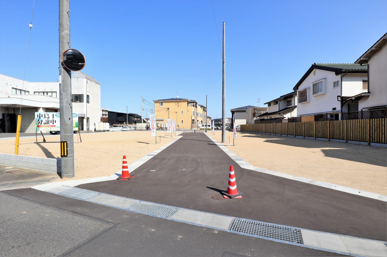 自社分譲地 中 島 小学校西   (全7区画)  ⑤号地 ご成約頂きました。<br>沢山のお問合せを頂きまして誠に有難う御座いました。