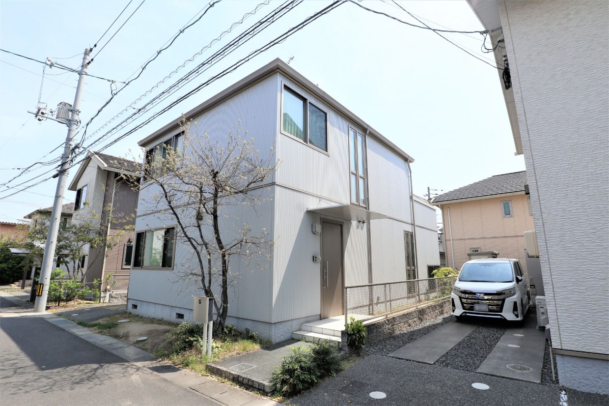 中 島（中古住宅） ご成約頂きました。<br>沢山のお問合せを頂きまして誠に有難う御座いました。