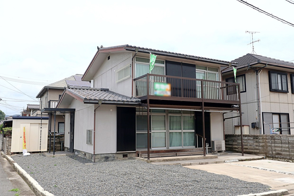 鴨方町六条院東（中古住宅）追加しました。